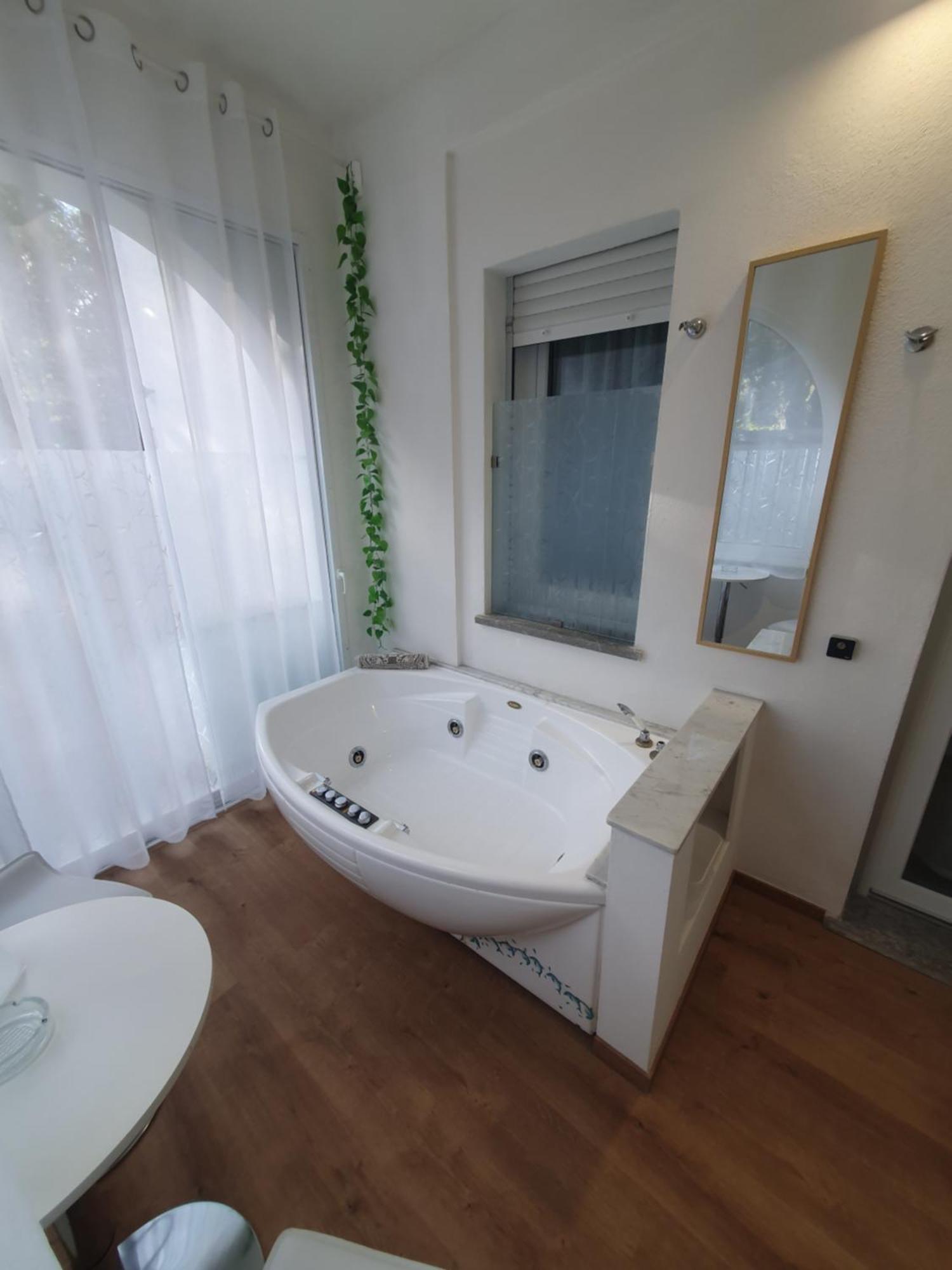 Lecci Al Mare Apartment San Vincenzo Exterior photo